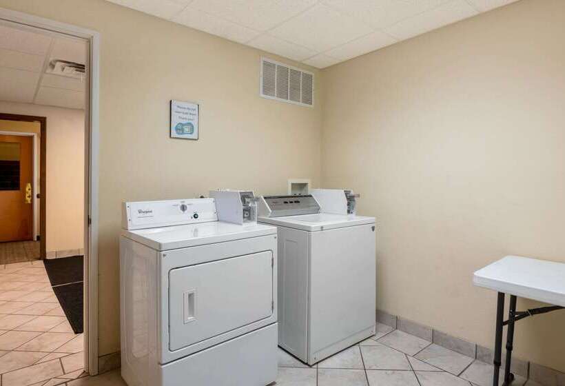 هتل Comfort Inn & Suites, Odessa I 20