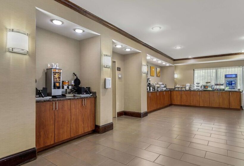 هتل Comfort Suites At Kennesaw State University