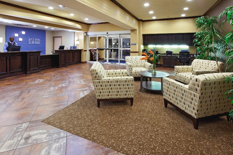 Holiday Inn Express Hotel & Suites Cleburne, An Ihg