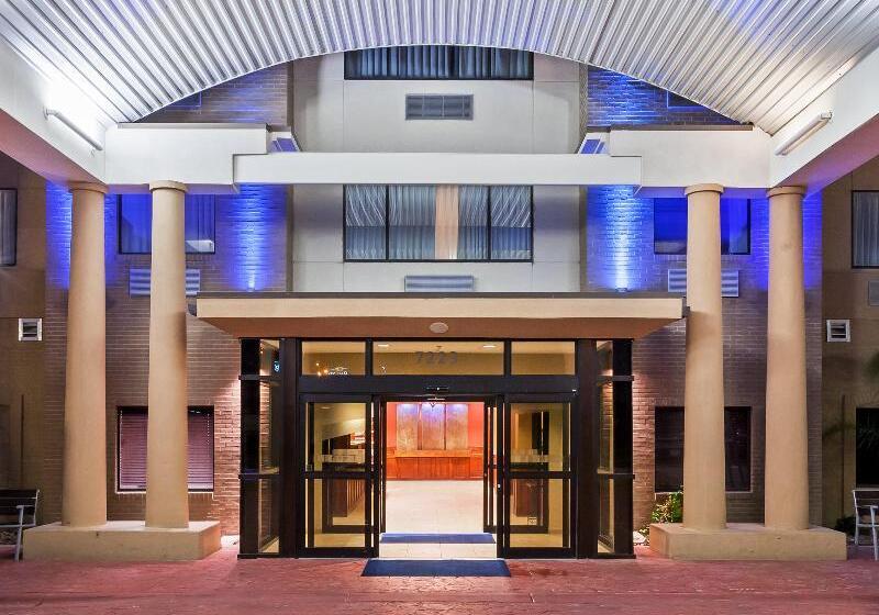 فندق Holiday Inn Express & Suites   Laredo Event Center Area, An Ihg