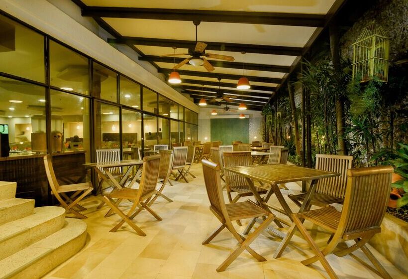 هتل Howard Johnson By Wyndham Barranquilla Versalles