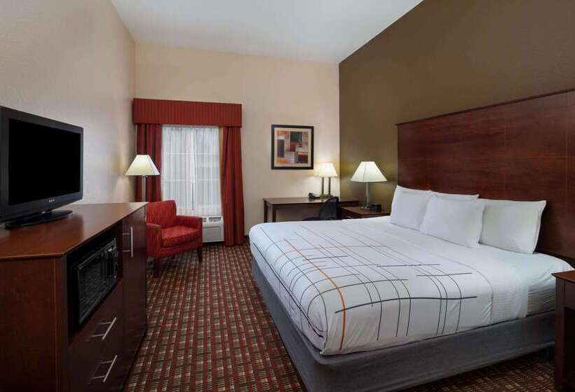 هتل La Quinta By Wyndham Macon West