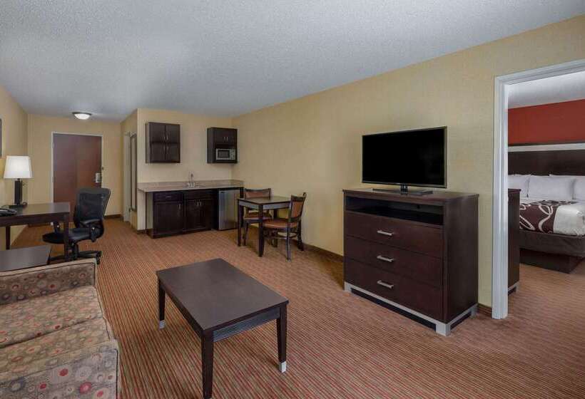 هتل La Quinta By Wyndham Warner Robins   Robins Afb