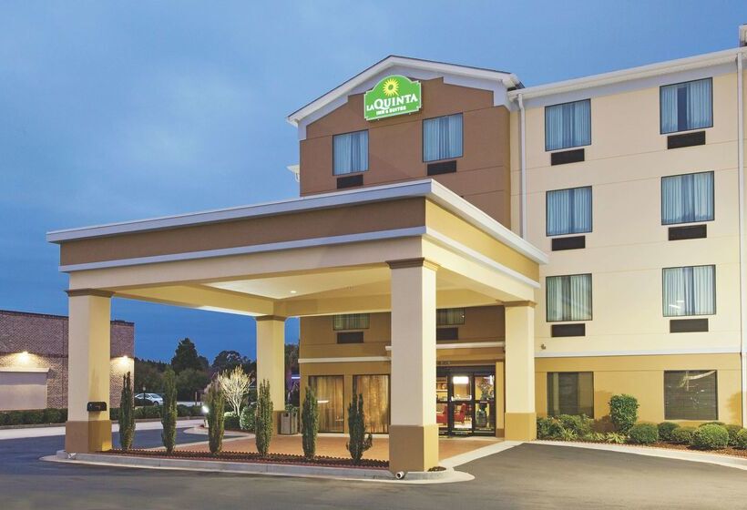 هتل La Quinta By Wyndham Warner Robins   Robins Afb