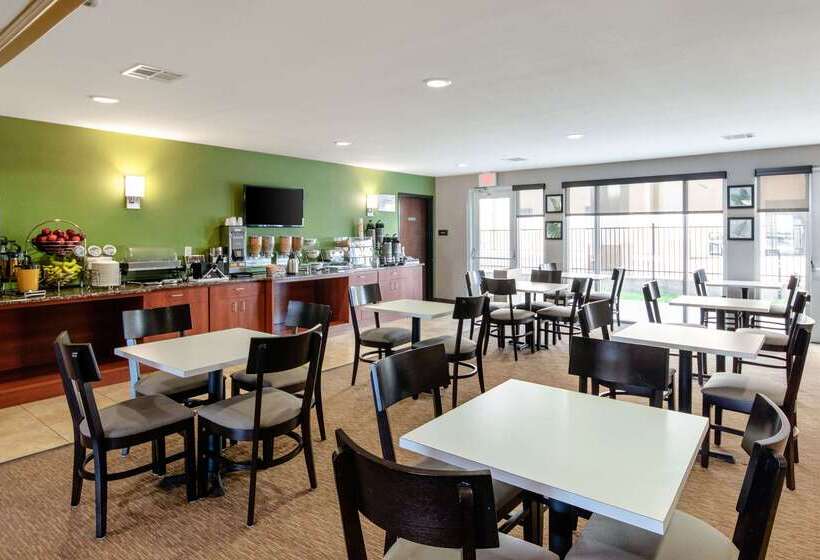 هتل Sleep Inn & Suites Near Fort Cavazos