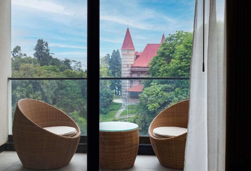 בית מלון כפרי The Oasis Mussoorie  A Member Of Radisson Individuals