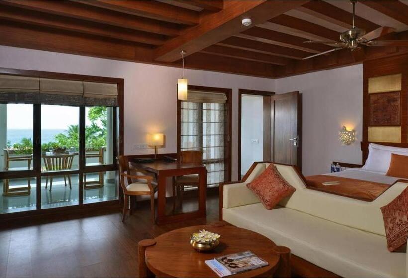 فندق Gokulam Grand Turtle On The Beach