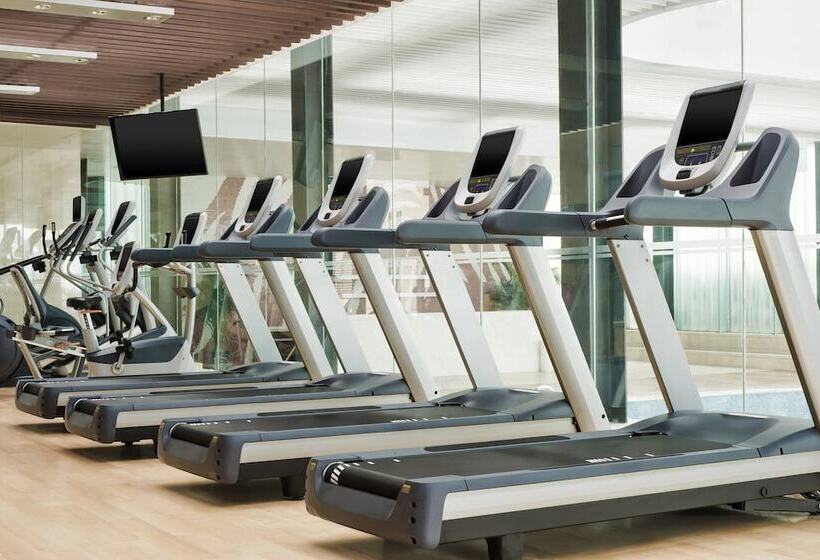 Sheraton Yantai Golden Beach Resort