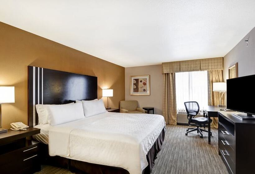 Holiday Inn Express Hotel & Suites Milwaukee New Berlin, An Ihg