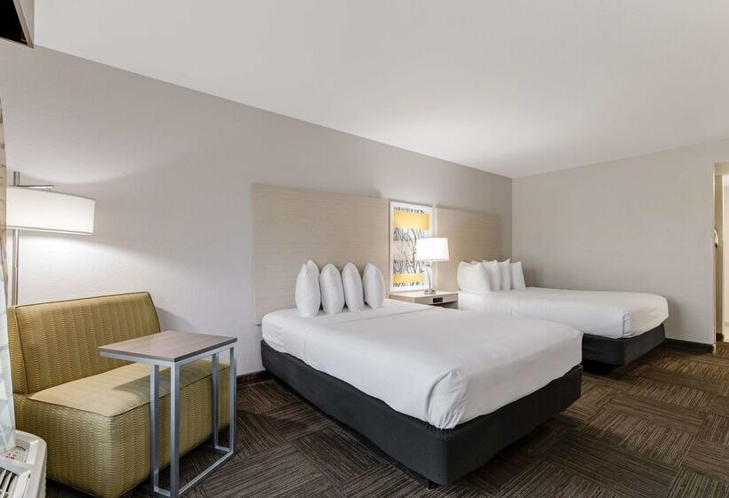 בית מלון כפרי Best Western Auburndale Inn & Suites