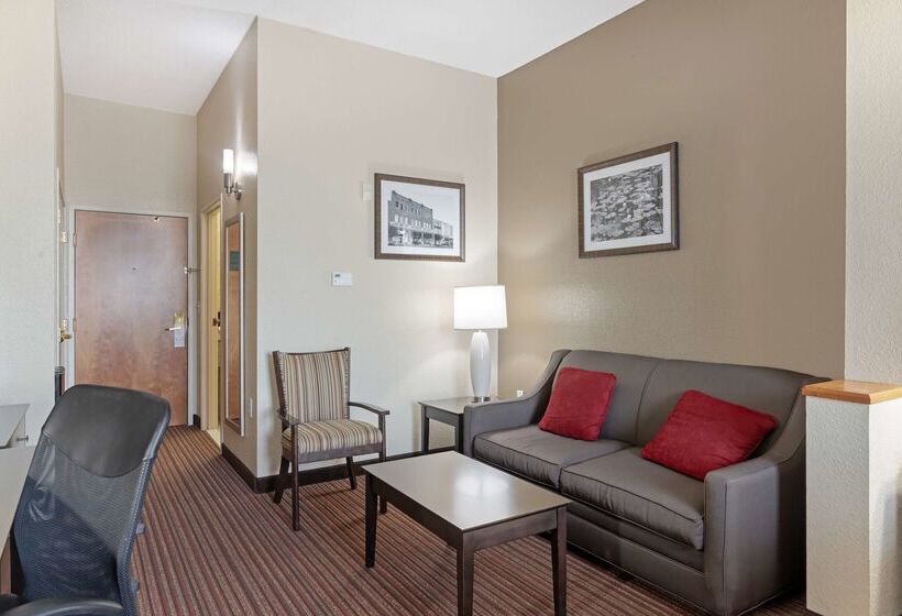 호텔 Best Western Plus Bradbury Inn And Suites