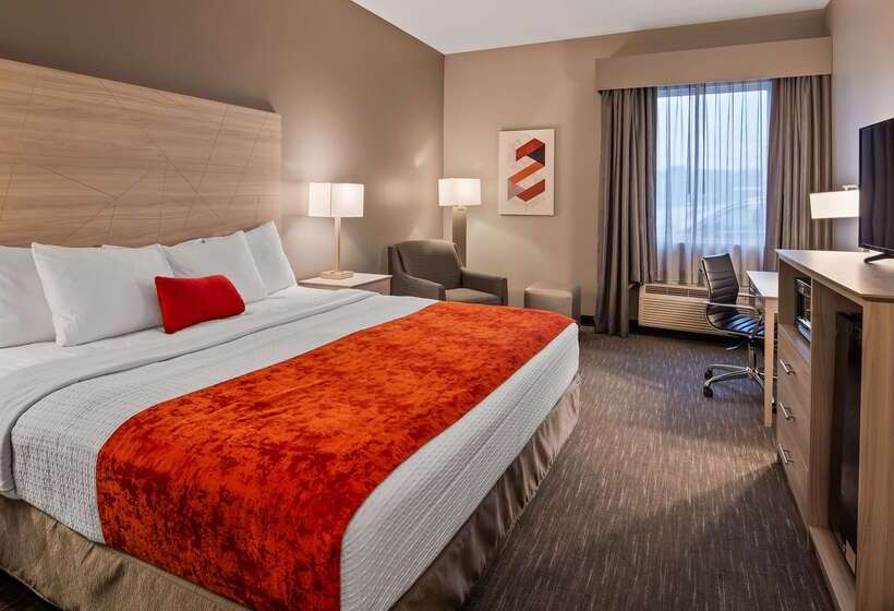 هتل Best Western Plus New Cumberland