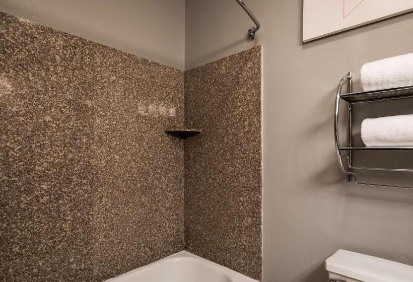 هتل Best Western Plus New Cumberland