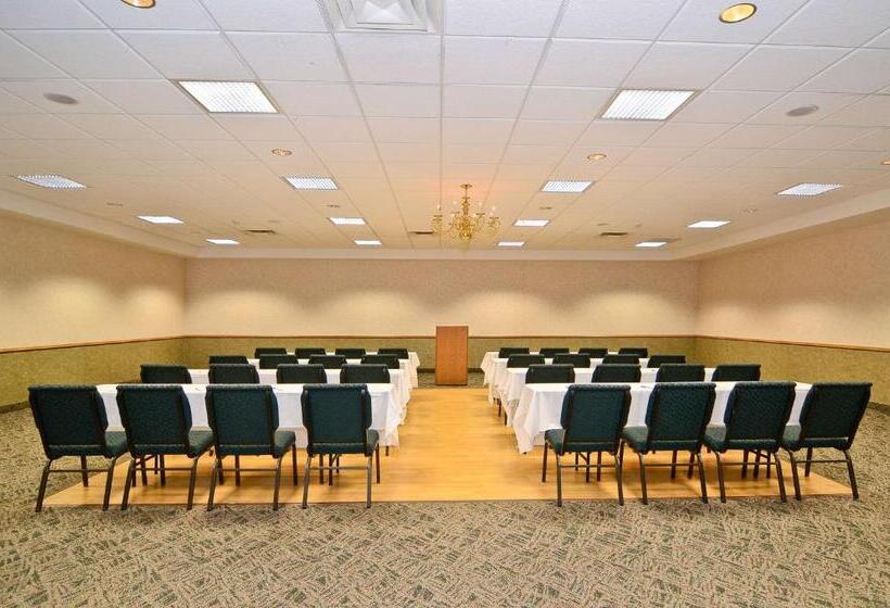 בית מלון כפרי Best Western Wittenberg Inn