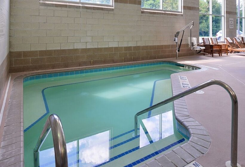 فندق Holiday Inn Express St Croix Valley, An Ihg