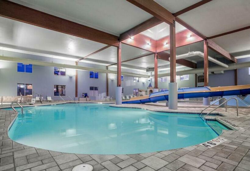 هتل Holiday Inn Express Wisconsin Dells, An Ihg