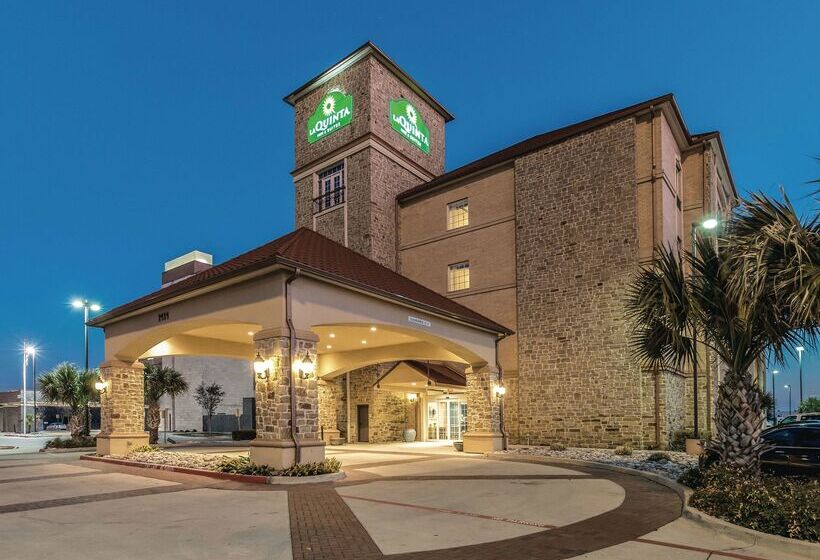 בית מלון כפרי La Quinta By Wyndham Dallas Grand Prairie South