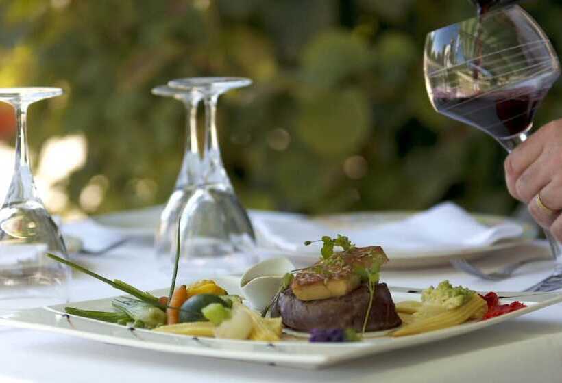 Отель Les Etangs De Guibert