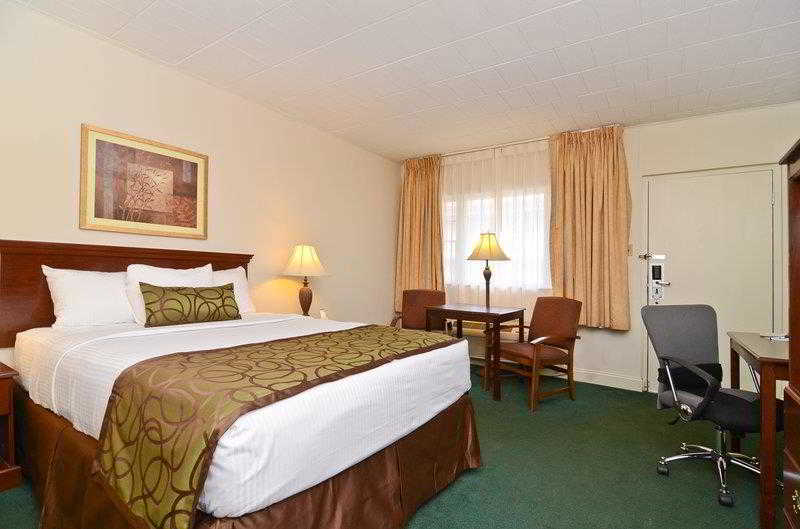 בית מלון כפרי Red Roof Inn & Suites Hazleton