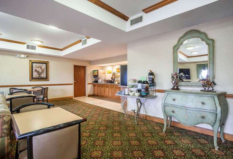 ホテル Tahlequah Inn