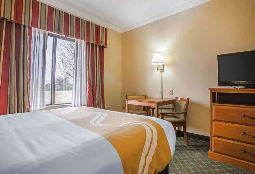 ホテル Tahlequah Inn
