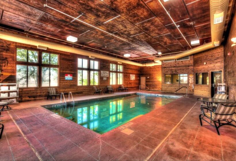 Отель The Niobrara Lodge