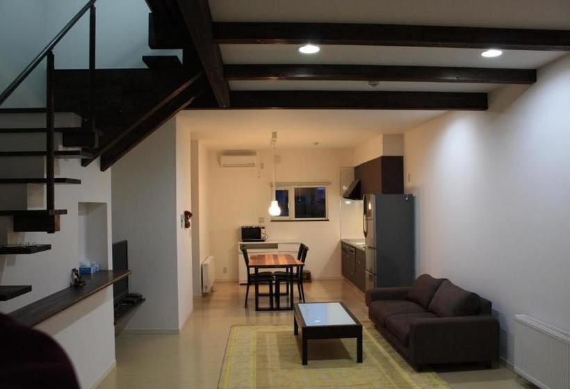 Tsuru Apartments