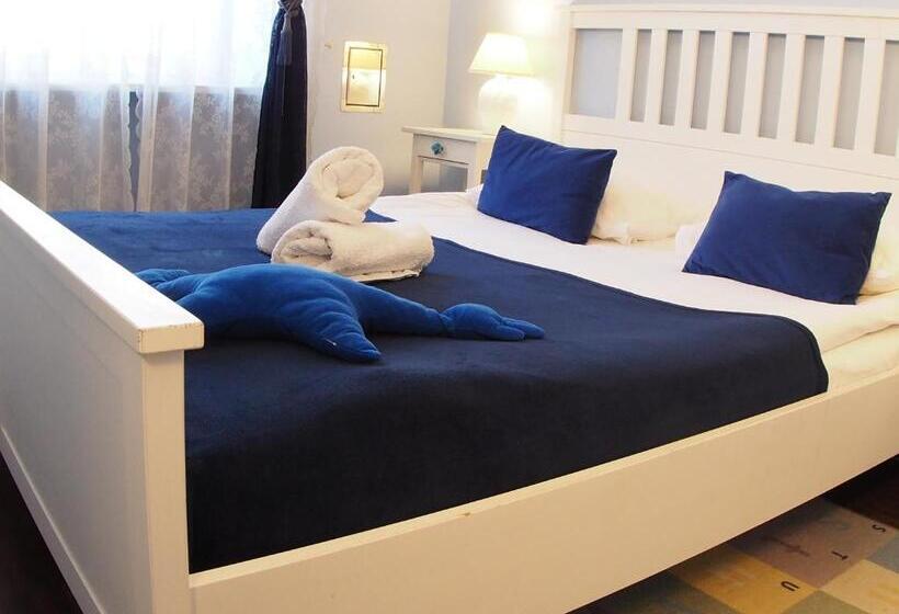 تختخواب و صبحانه Chmielna Guest House