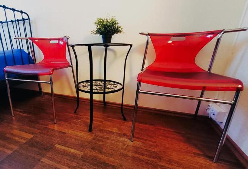 تختخواب و صبحانه Chmielna Guest House