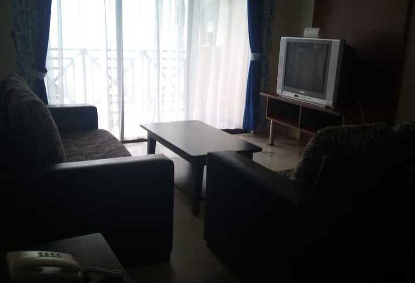 هتل Bayu Beach Resort