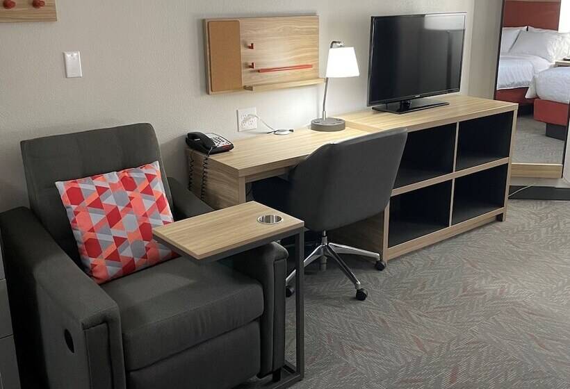 هتل Candlewood Suites Tuscaloosa, An Ihg