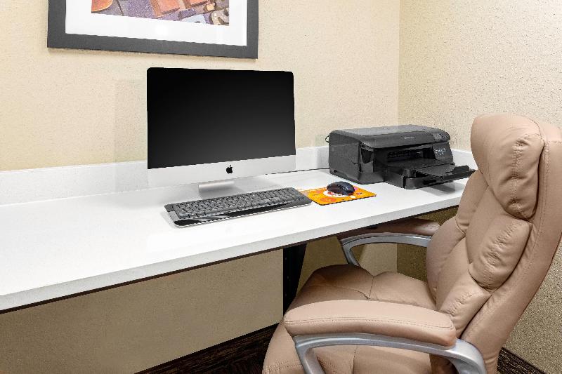 هتل Candlewood Suites Warner Robins, An Ihg