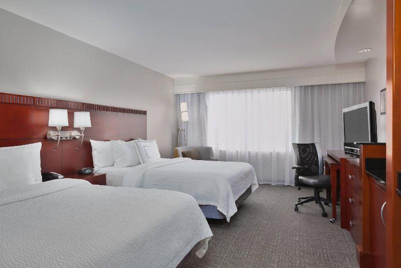 هتل Courtyard By Marriott Corpus Christi