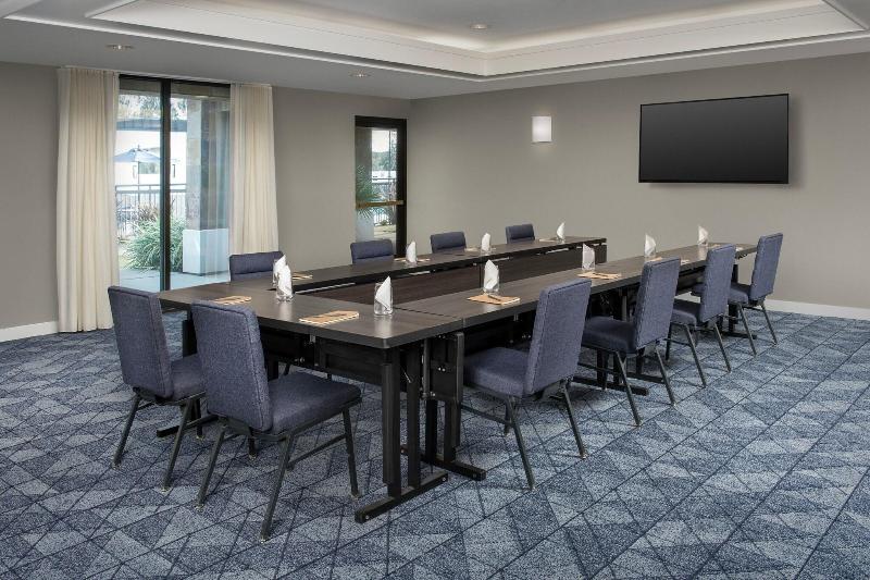 فندق Courtyard By Marriott San Diego Carlsbad
