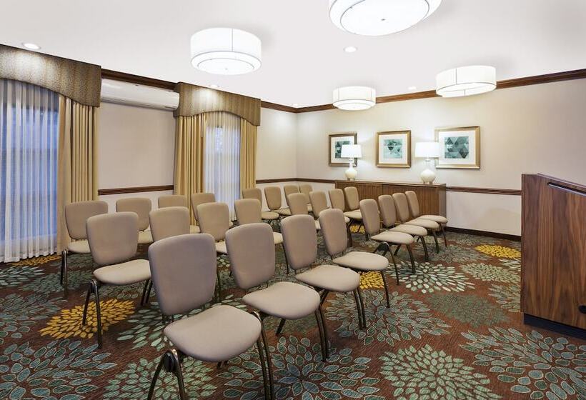 فندق Staybridge Suites Columbia Highway 63 & I 70, An Ihg
