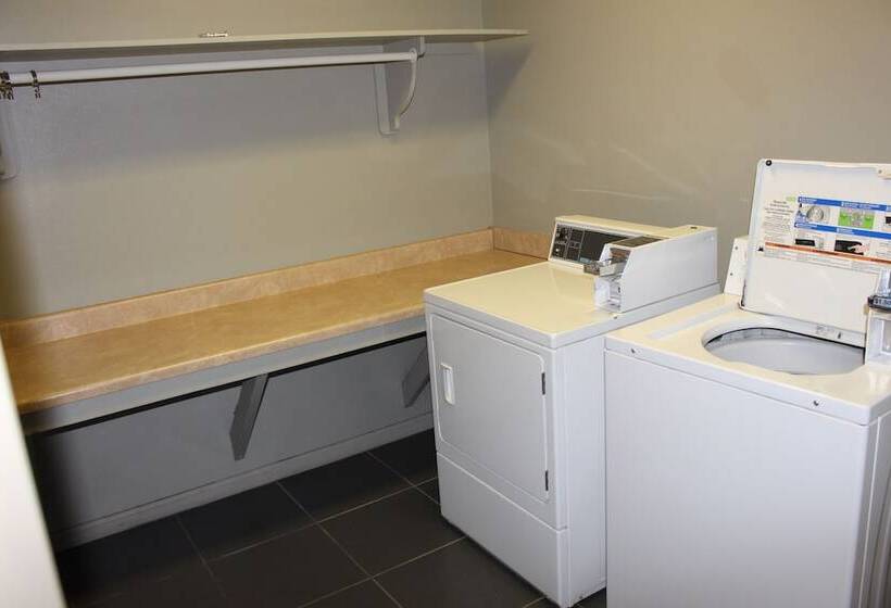 בית מלון כפרי Baymont By Wyndham Columbus