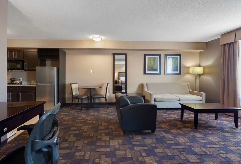 בית מלון כפרי Best Western Plus Fox Creek