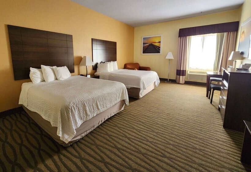 هتل Days Inn & Suites By Wyndham Pasadena