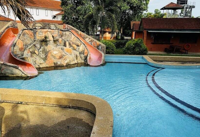 هتل De Palma Resort Kuala Selangor