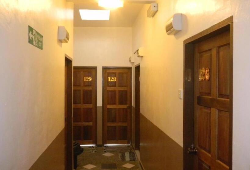 هتل Nipah Bay Villa