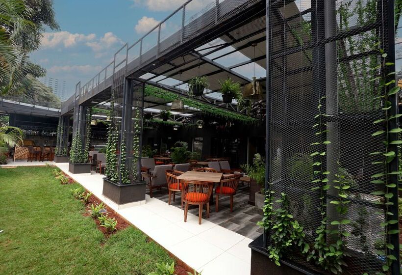 Отель Prideinn Westlands Luxury Boutique