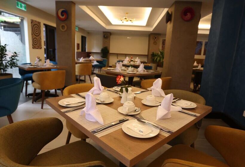 Отель Prideinn Westlands Luxury Boutique