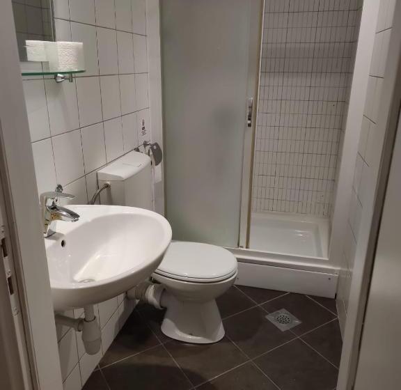 هتل Private Accommodation Raspudic