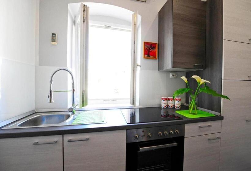 پانسیون Guesthouse Bulovic