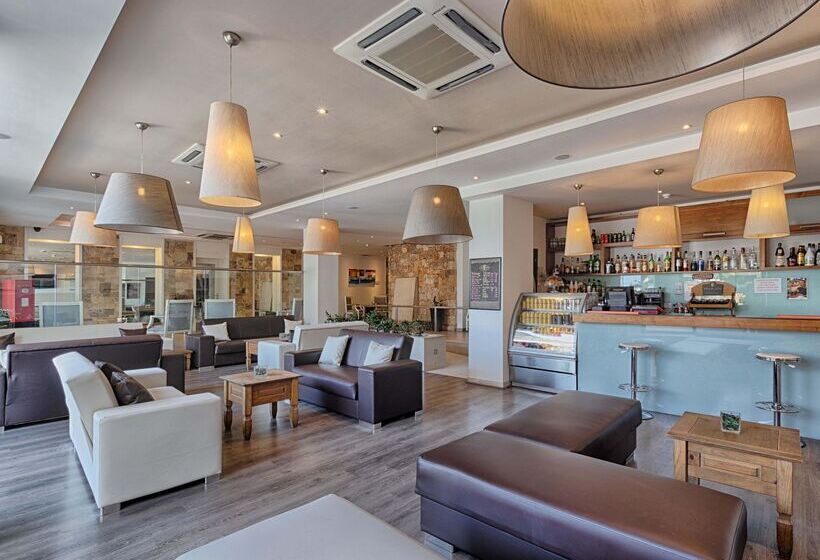 Ax Sunny Coast Resort & Spa