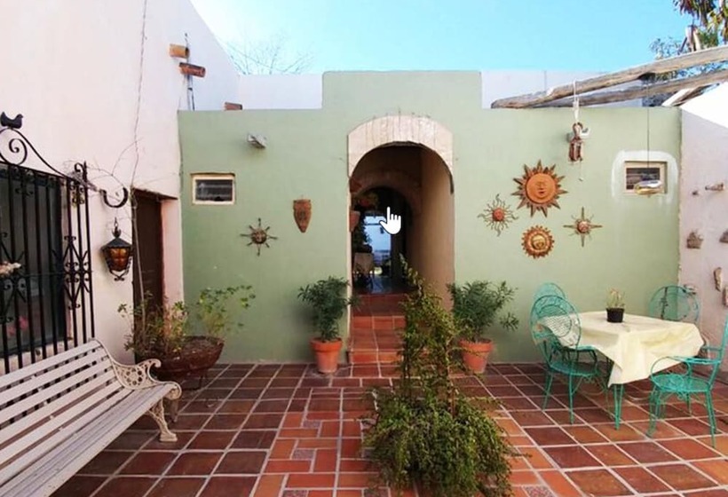 호텔 Hostal Doña Carlota