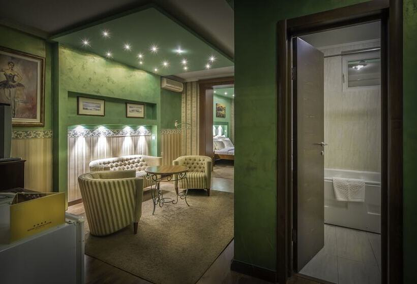 Garni Hotel Garson Lux Ns