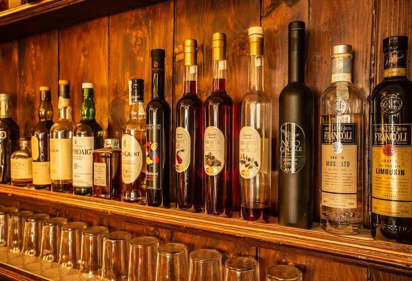 Art Hotel Grandes Murailles