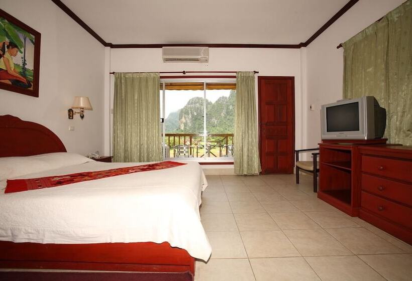 هتل Vansana Vang Vieng