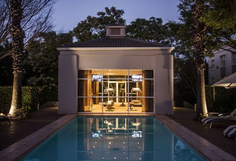 בית מלון כפרי Garden Court Morningside Sandton